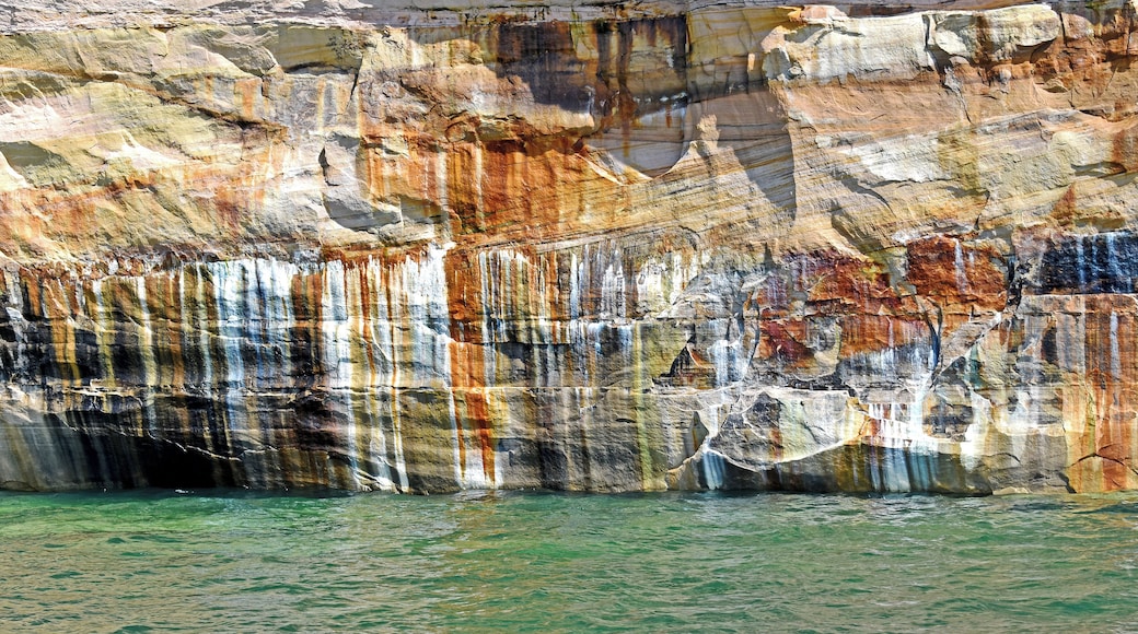 Pretty colors and patterns.