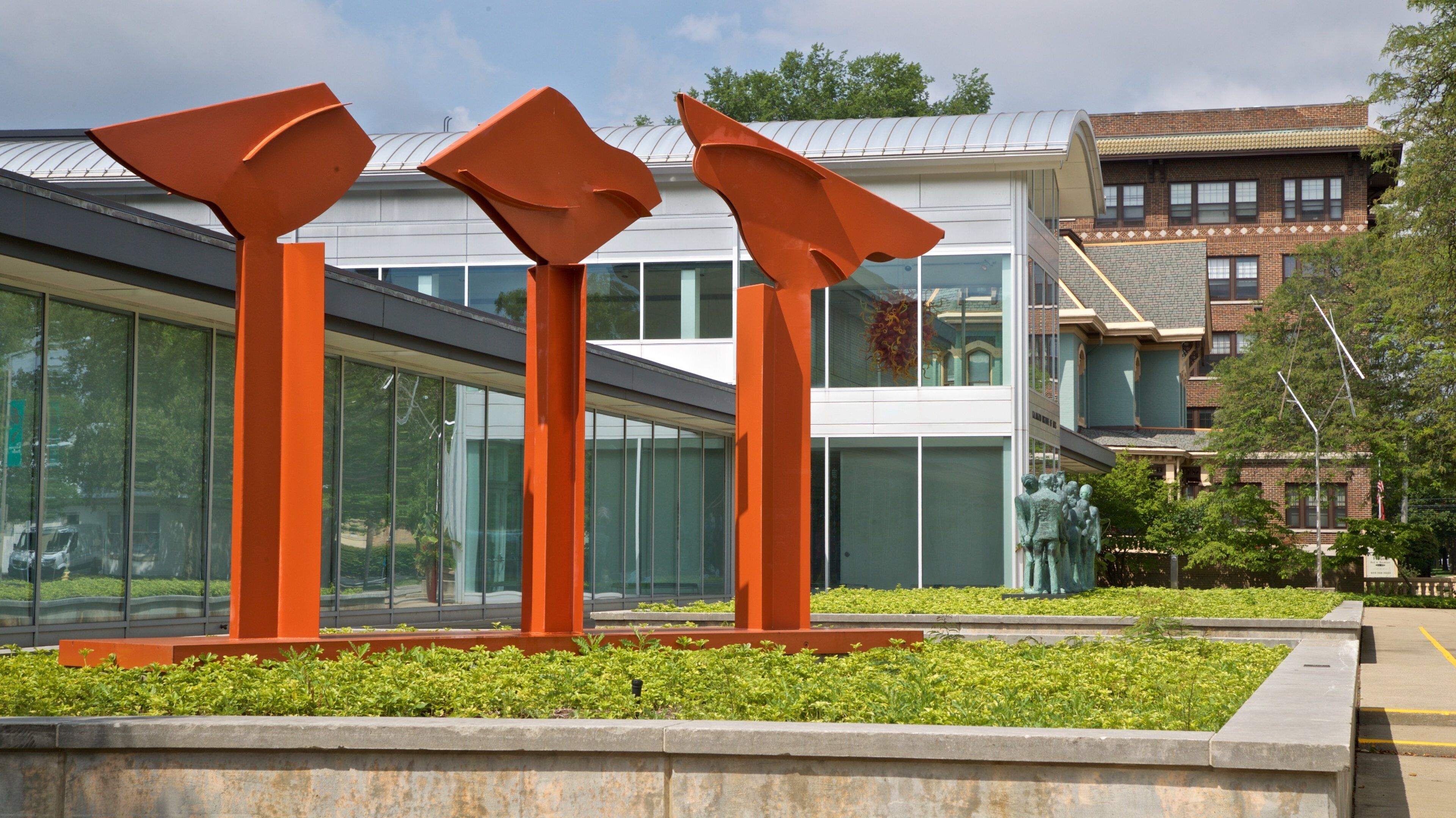 Kalamazoo Institute of Arts which includes outdoor art