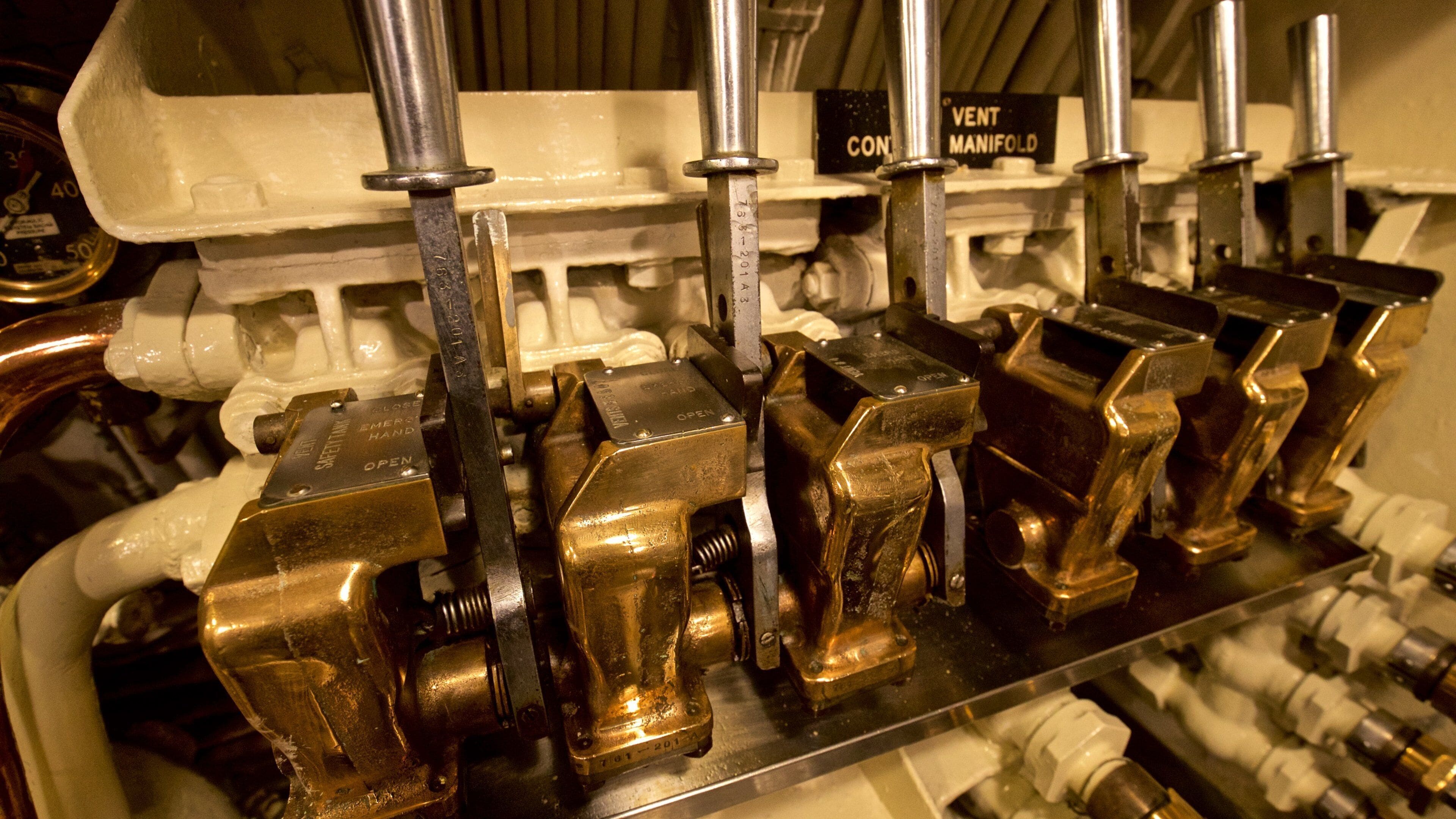 USS Silversides ofreciendo vistas interiores