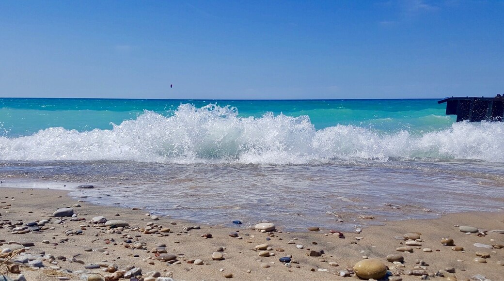This was the first time I visited Lake Michigan in a small beach town named Frankfort in Michigan. I was pleasantly surprised as to how beautiful Lake Michigan is. It was worth the trip! #LifeAtExpedia