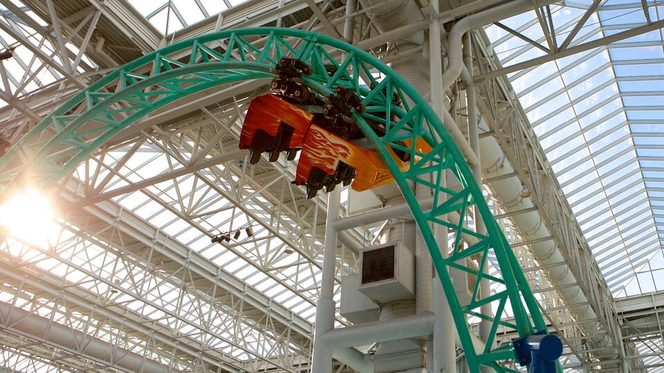 Nickelodeon Universe featuring rides