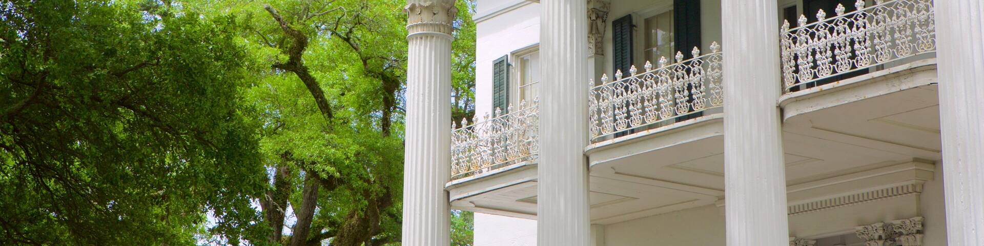 Stanton Hall which includes a house, heritage elements and heritage architecture