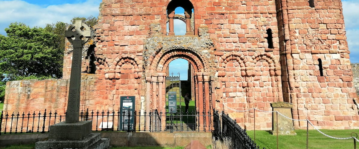 The grounds of Lindisfarne Priory are beautiful (there is a charge to access the inside of the priory).