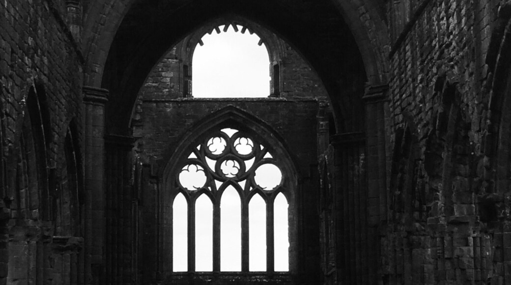 Sweetheart abbey
