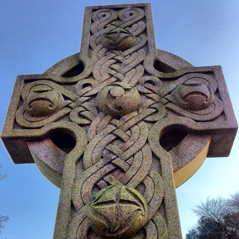 #celtic #cross #graveyard #isleofbute