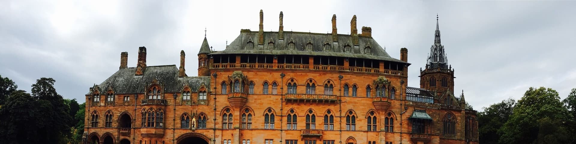 Amazing guided tour here. All this rooms are just awesome.