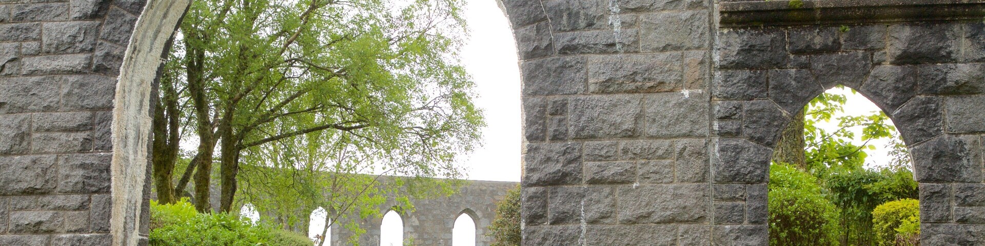McCaig\'s Tower showing heritage architecture and heritage elements