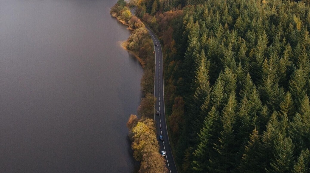 Take a highlands your to visit the lochs near Edinburgh!