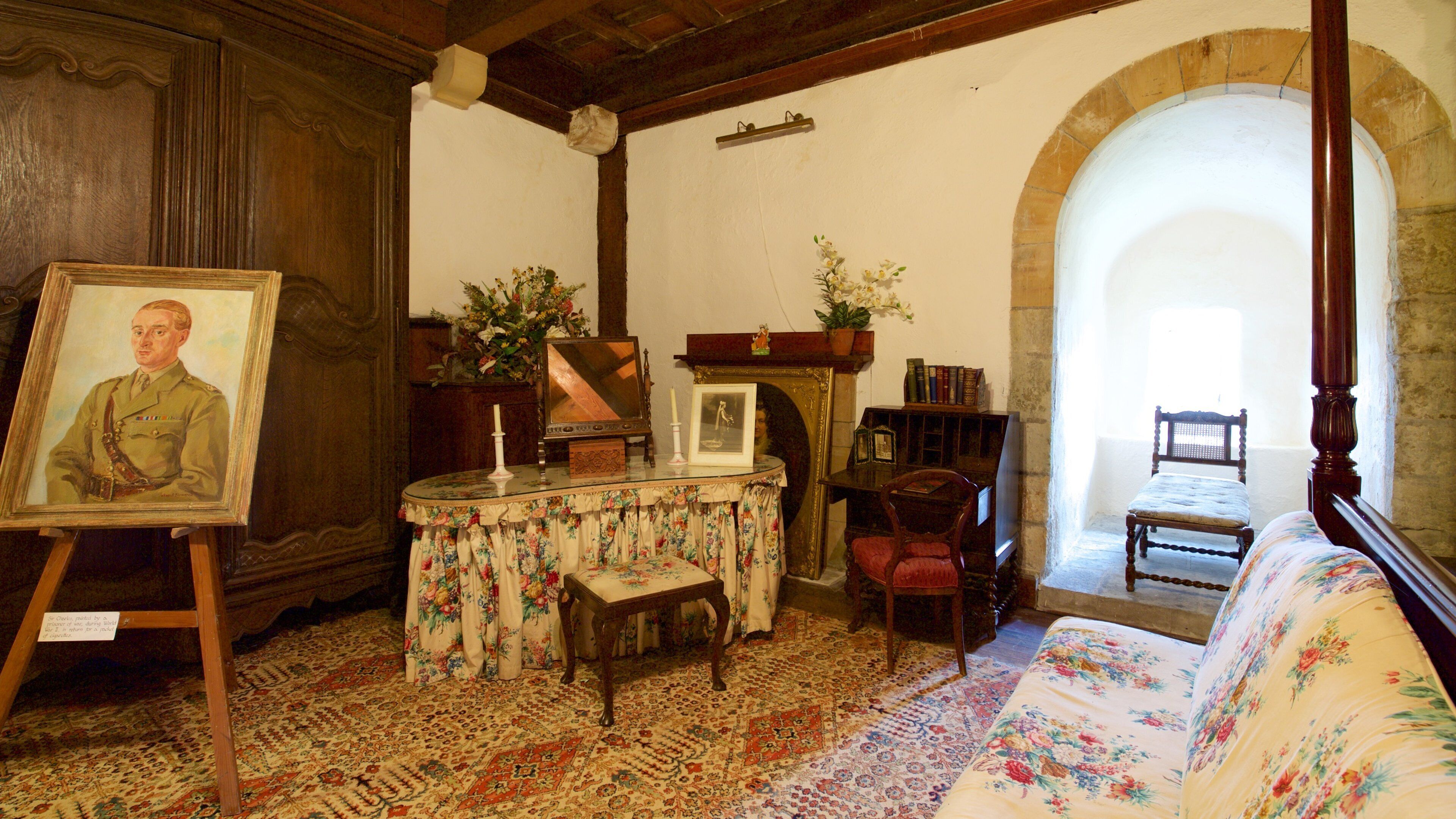 Duart Castle which includes a house, heritage elements and interior views