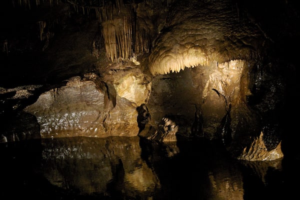 Marble Arch Caves mit einem Höhlenwandern
