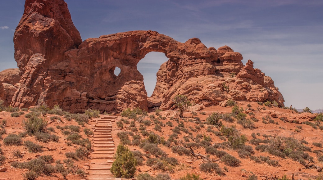 The geologic formations in Arches National Park are like something from another planet! #arches #archesnationalpark #utah #nationalpark