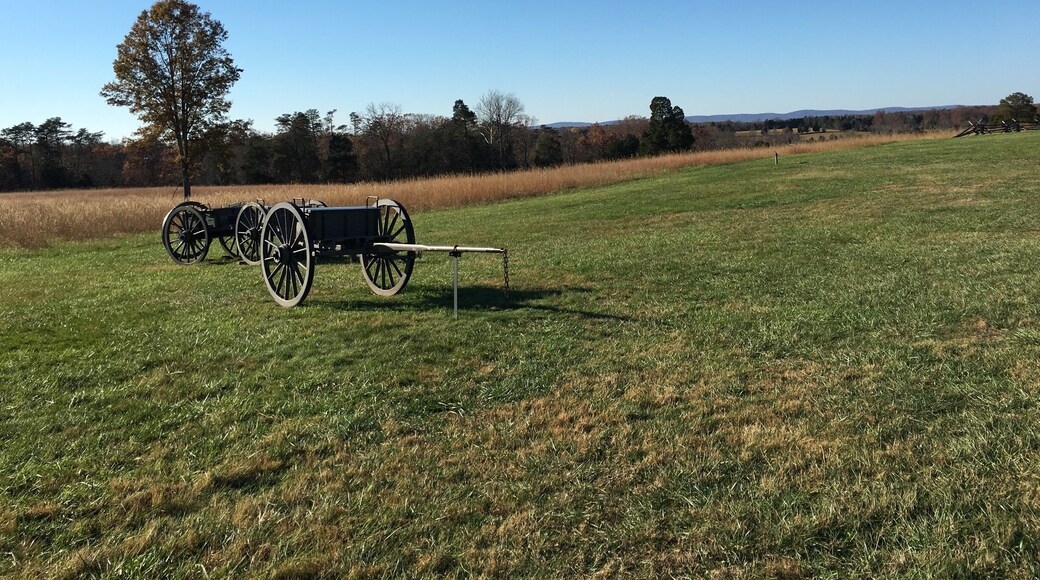 Hiking the Manassas Battlefield Park Trail 1&2.