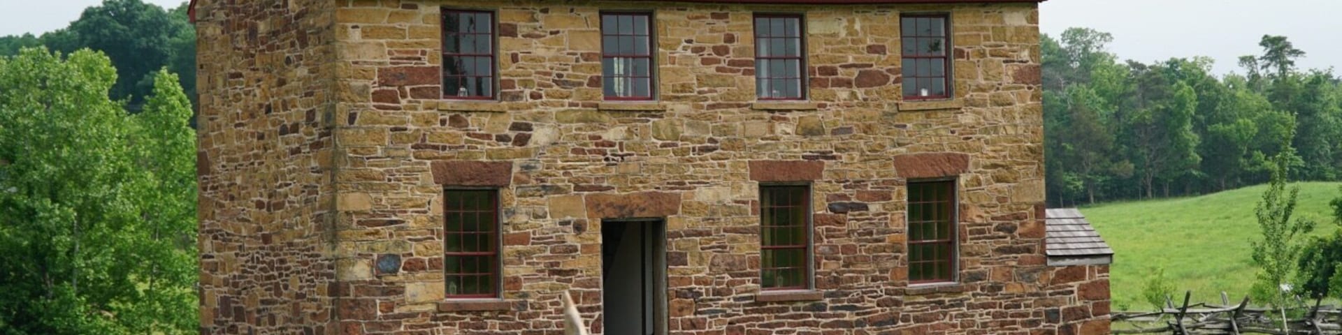 Great Day hiking Manassas, VA Battlefield park...