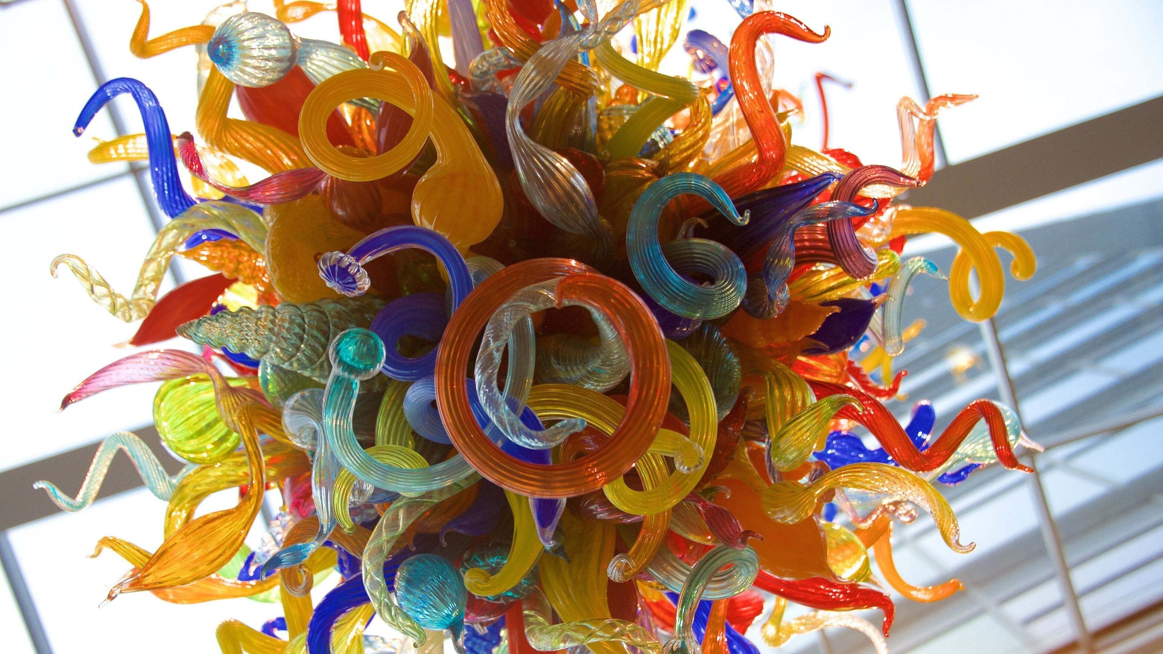 Lincoln Square ofreciendo vistas de interior y arte