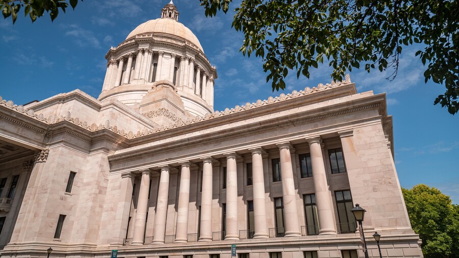 Washington State Capitol which includes heritage architecture and an administrative buidling