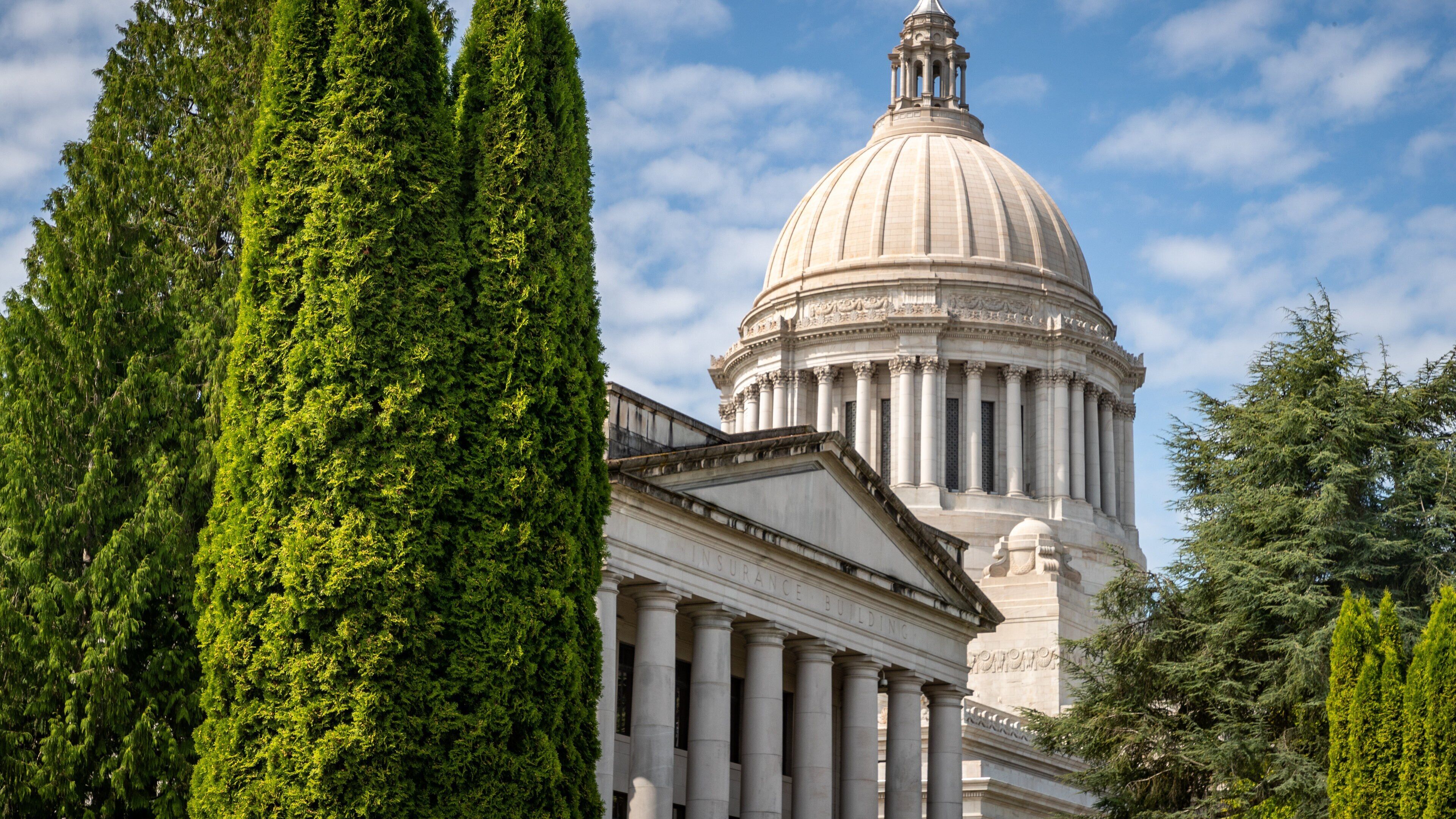 Washington State Capitol which includes heritage architecture and an administrative buidling