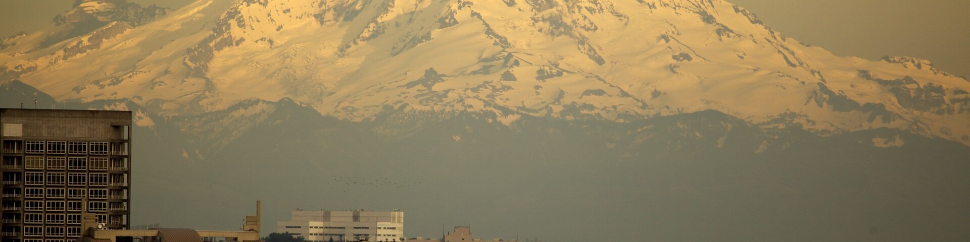 Kerry Park que inclui neve, uma cidade e montanhas