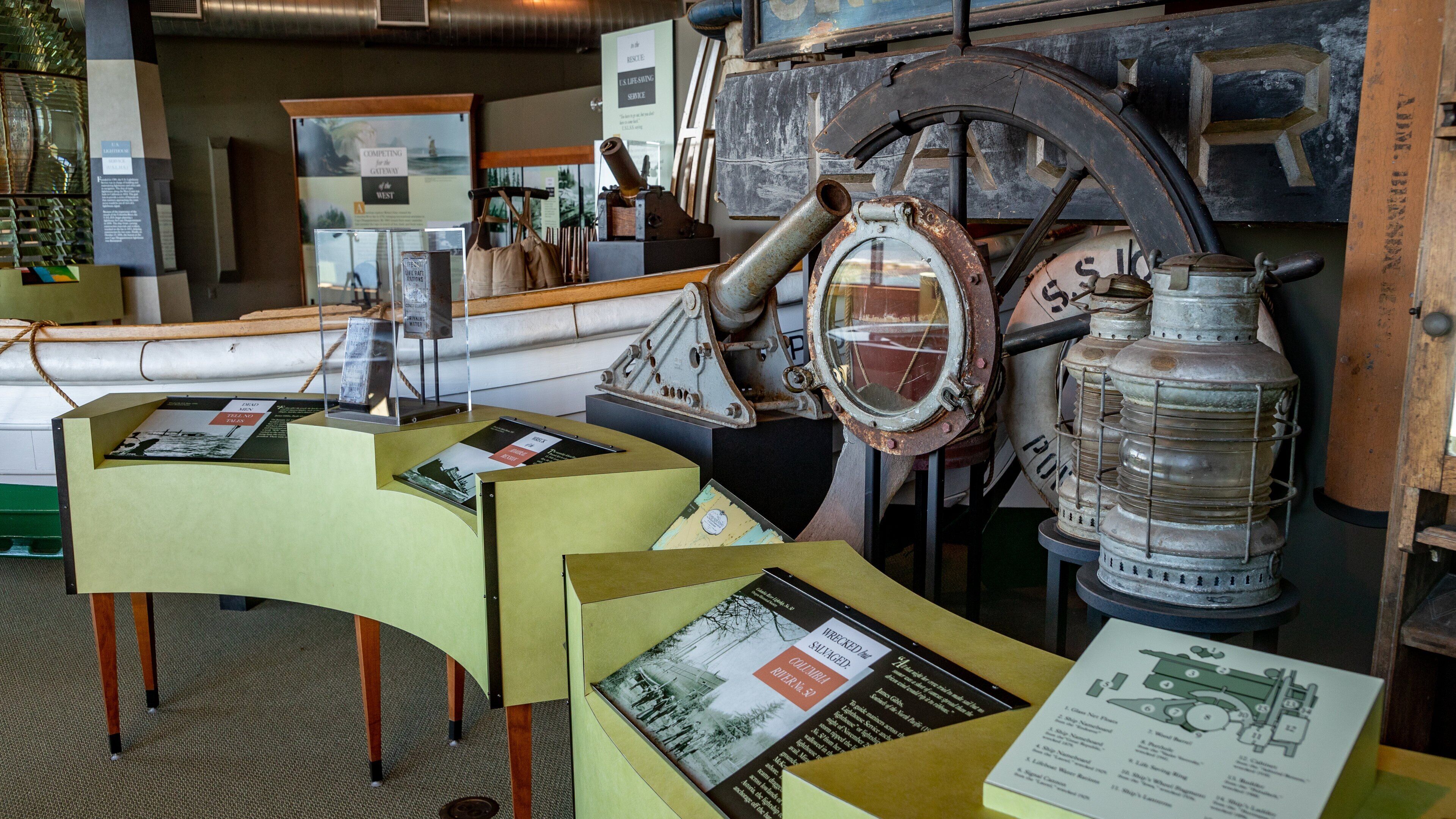 Lewis and Clark Interpretive Center showing interior views
