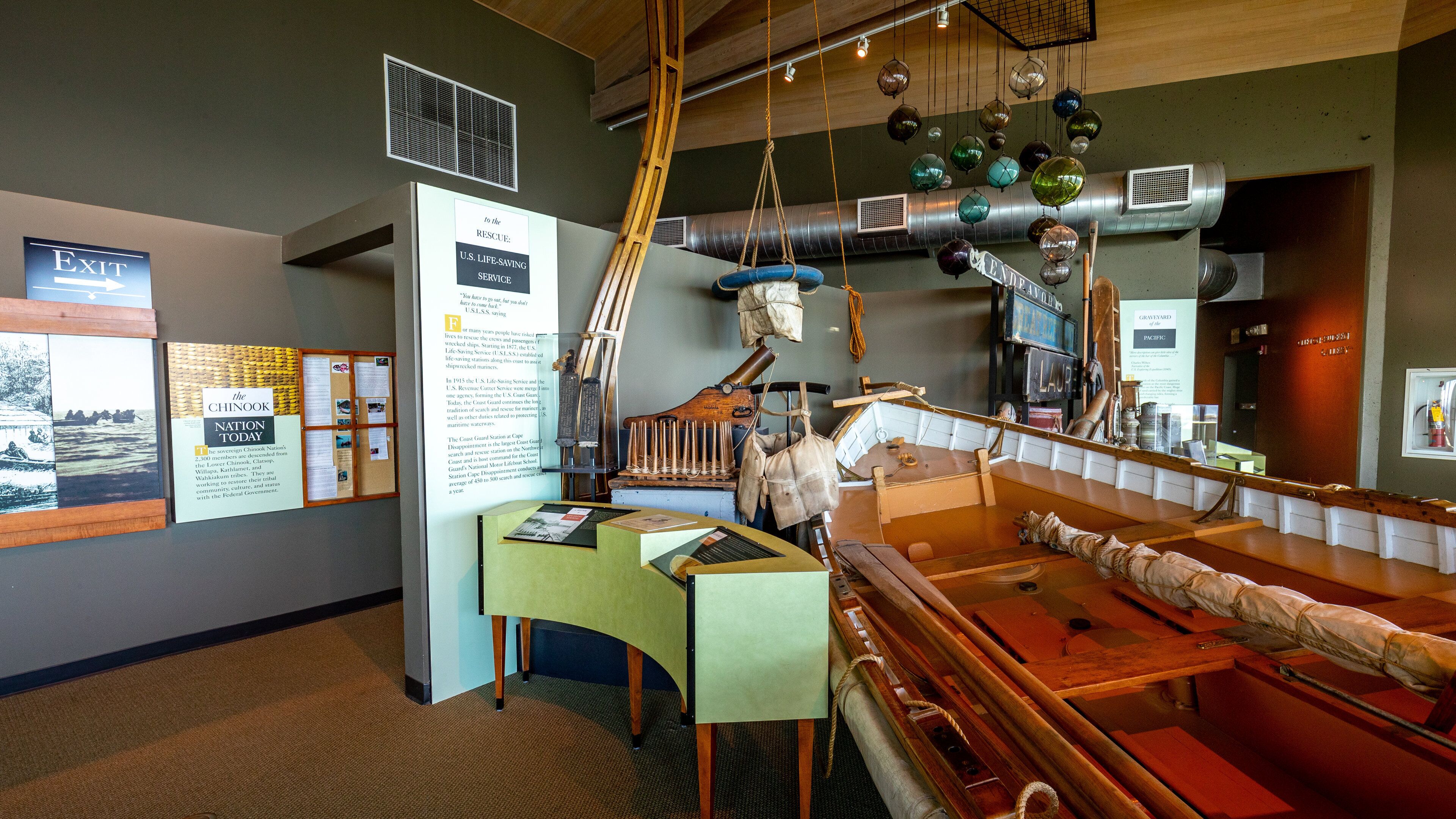 Lewis and Clark Interpretive Center which includes interior views
