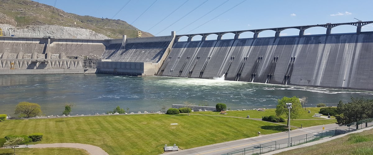 The backside of the dam. They project a laser light show on it.  #SpringFun