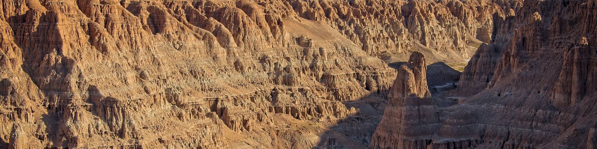 The view from Miller Point in Nevada's Cathedral Gorge State Park is reminiscent of a mini Grand Canyon
#nevada #travelnevada #hiking #landscape #desert