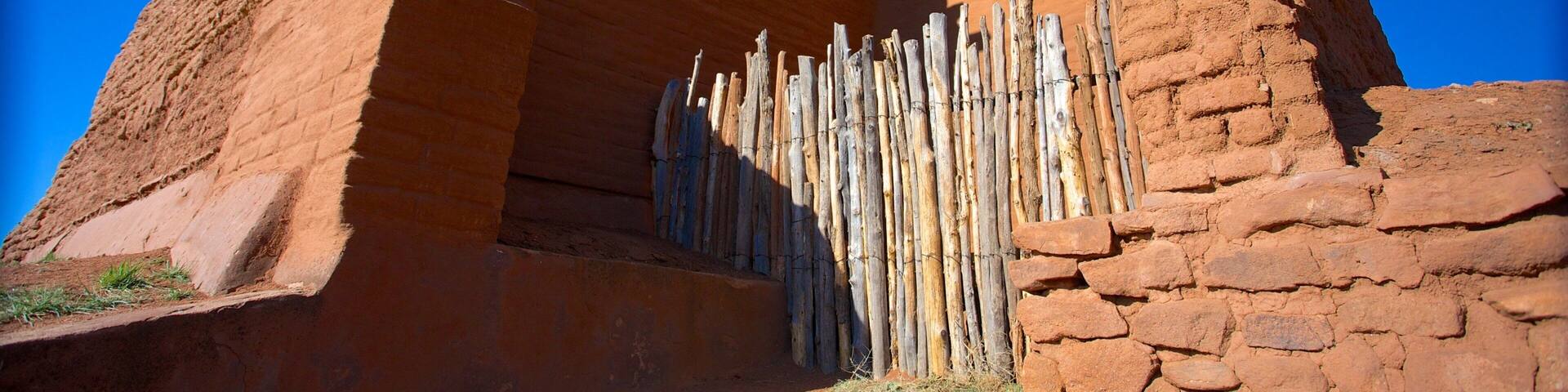 Parque Histórico Nacional Pecos mostrando patrimonio de arquitectura