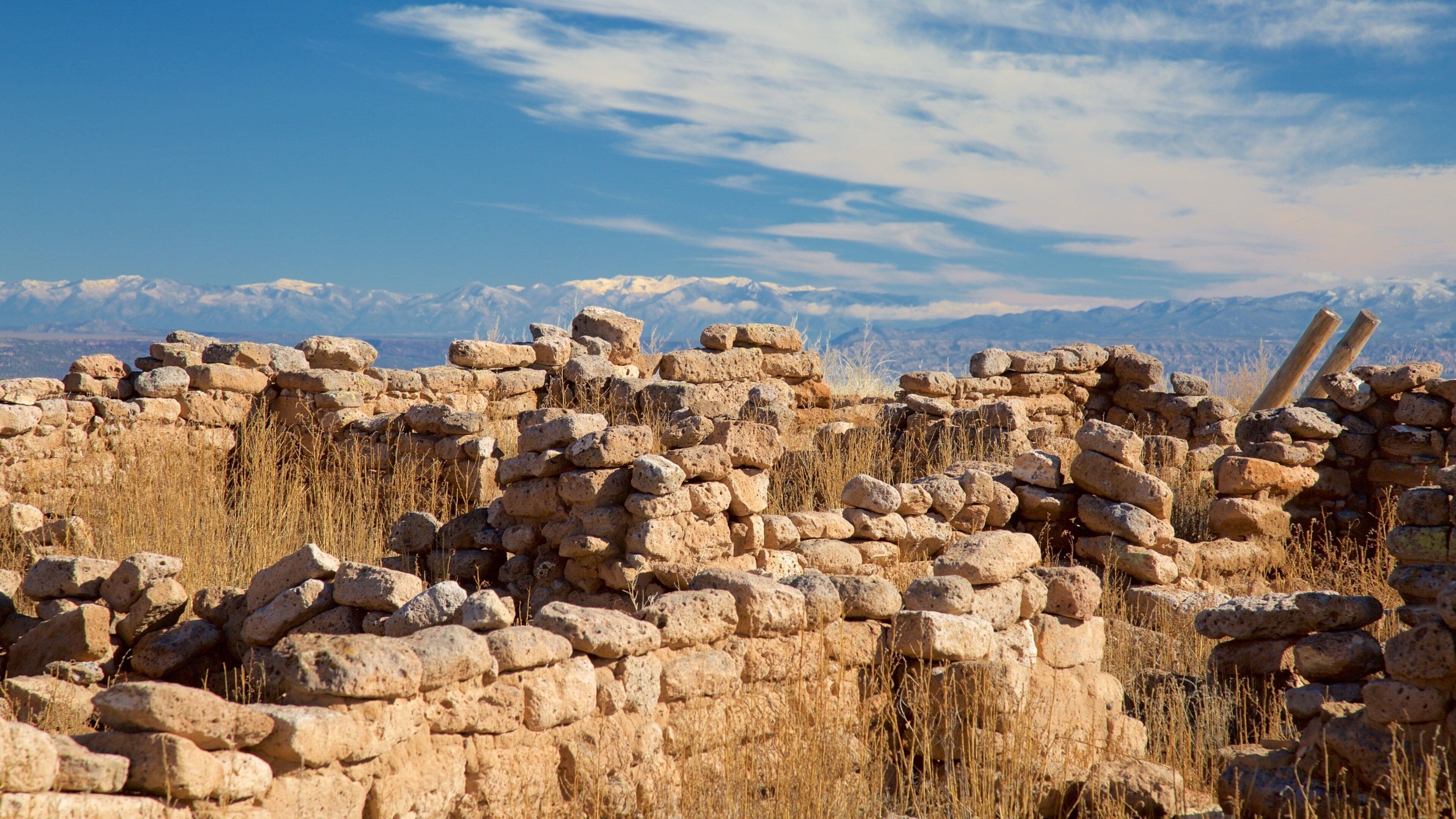 Puye Cliff Dwellings featuring a ruin