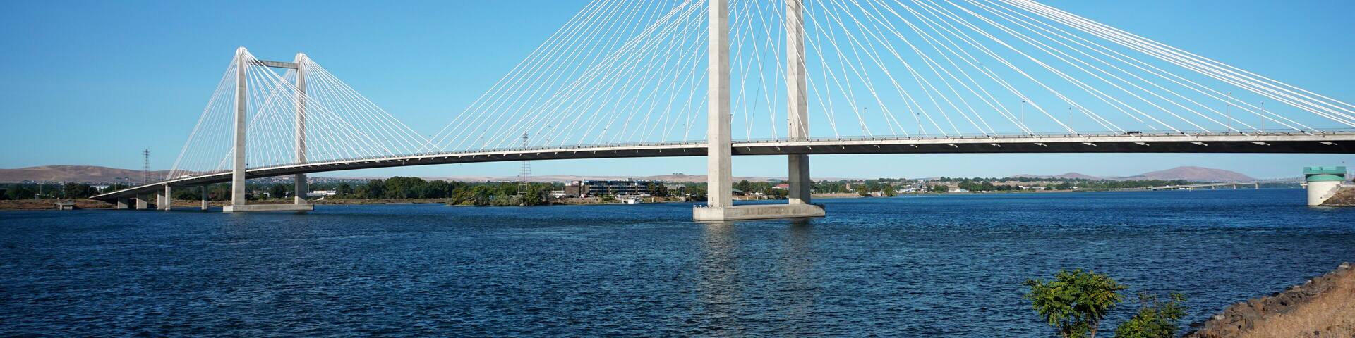 cable suspension bridge over Columbia river in Tri-Cities Washington state
