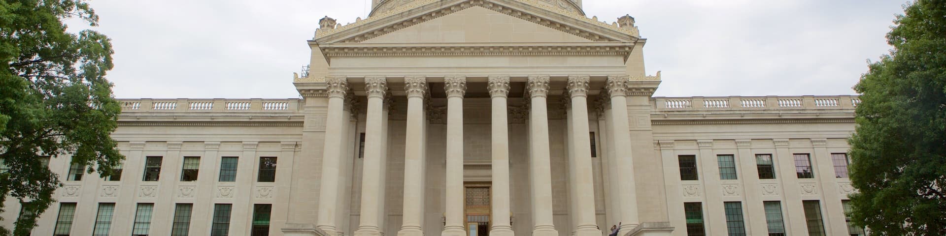 West Virginia State Capitol Building showing heritage architecture and an administrative buidling