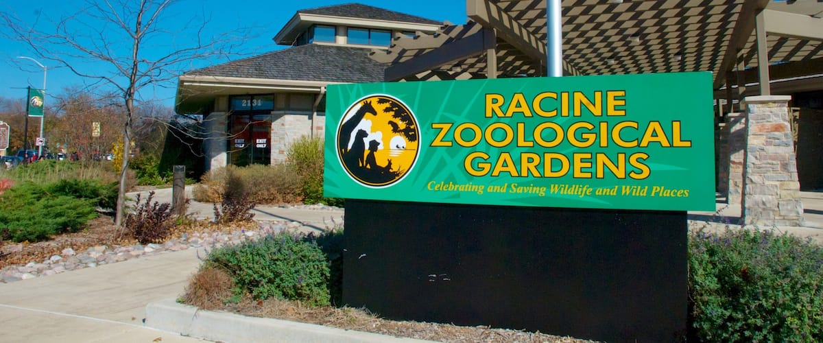 Racine Zoological Gardens which includes signage and zoo animals