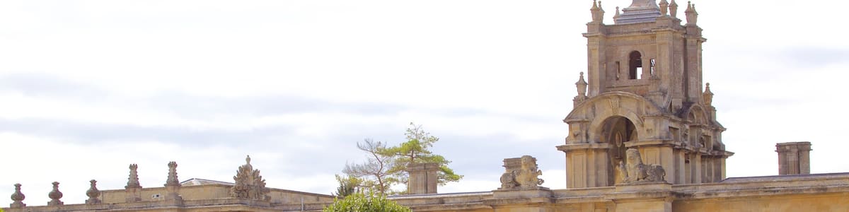 Blenheim Palace showing heritage architecture and heritage elements