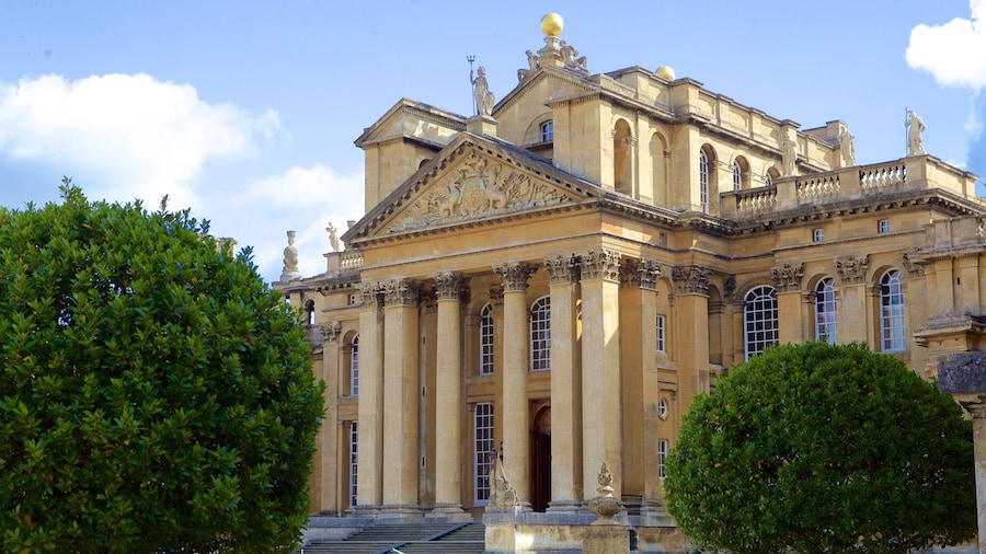 Blenheim Palace showing heritage architecture and heritage elements