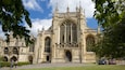Kathedraal van Gloucester bevat historische architectuur en een kerk of kathedraal