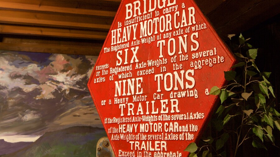 National Waterways Museum mettant en vedette signalisation