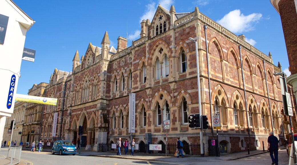 Royal Albert Museum and Gallery showing theatre scenes and heritage architecture