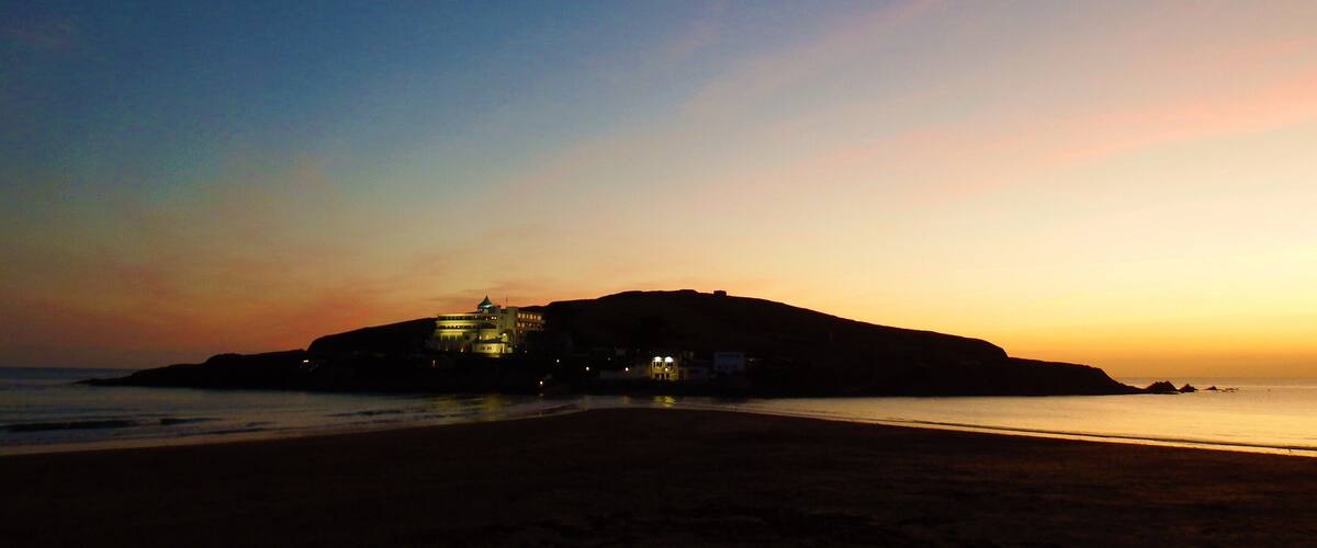 Beautiful island off the Devon coast, with an art deco hotel floodlit at night, and The Pilchard Inn for those who want a drink and pub meal. Cut off at high tide there is a tractor to take visitors across. #perspective