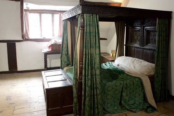 Elizabethan House featuring sisäkuvat