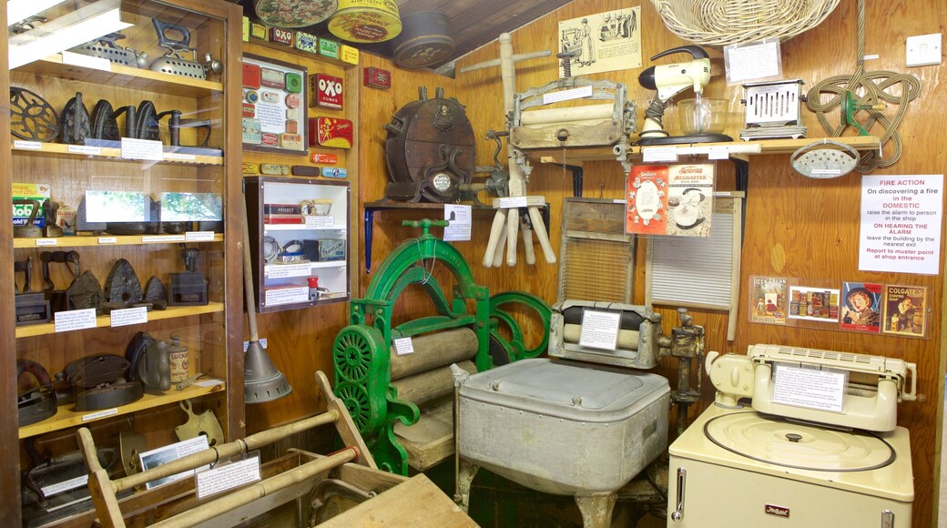 Wayside Museum showing interior views