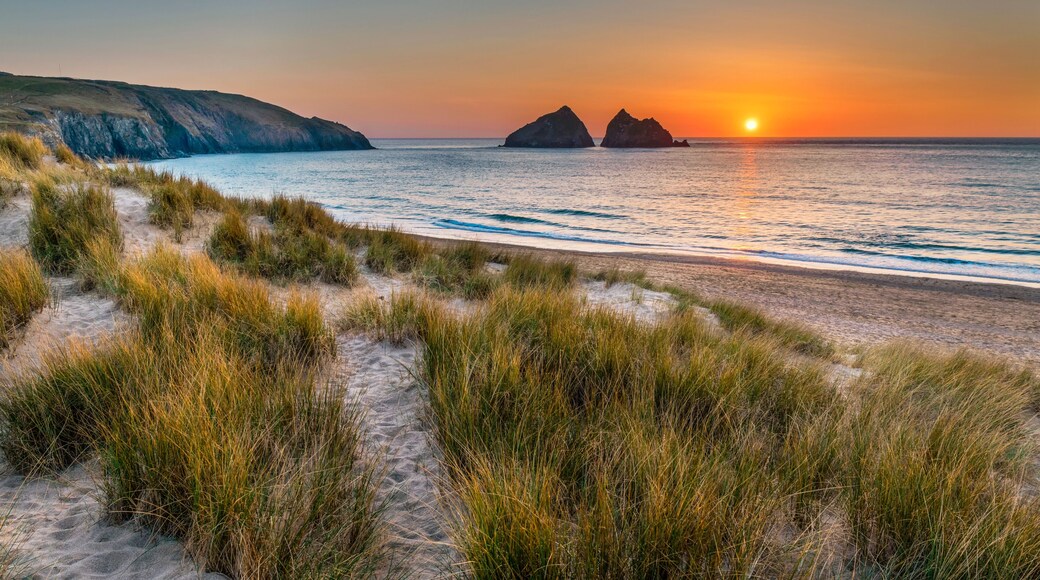Playa Holywell Bay