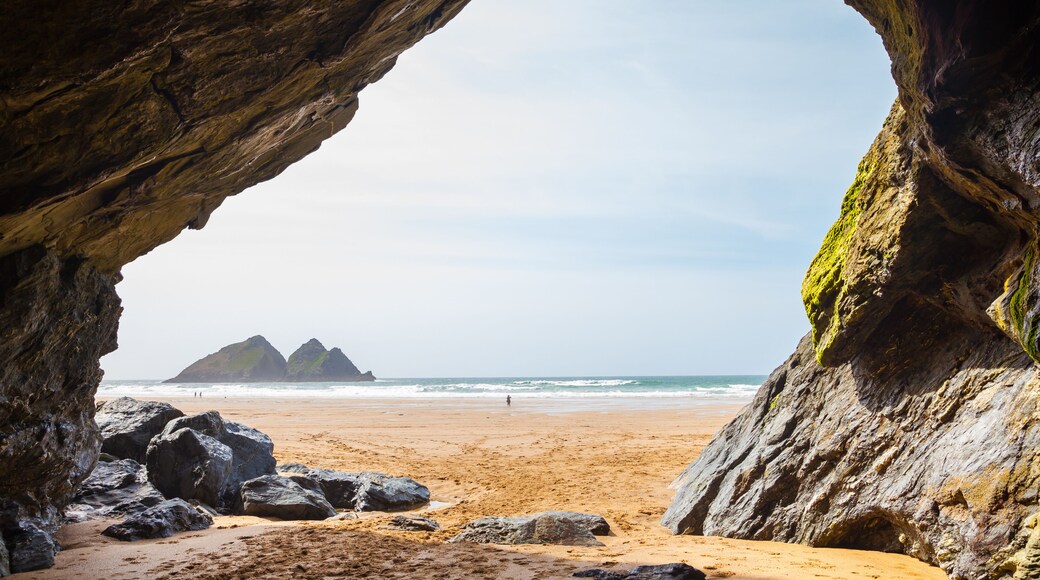Playa Holywell Bay