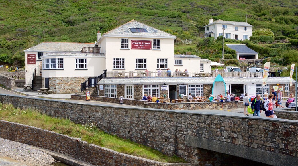 克拉金頓港 呈现出 一般的海岸景觀, 咖啡廳場景 和 橋梁