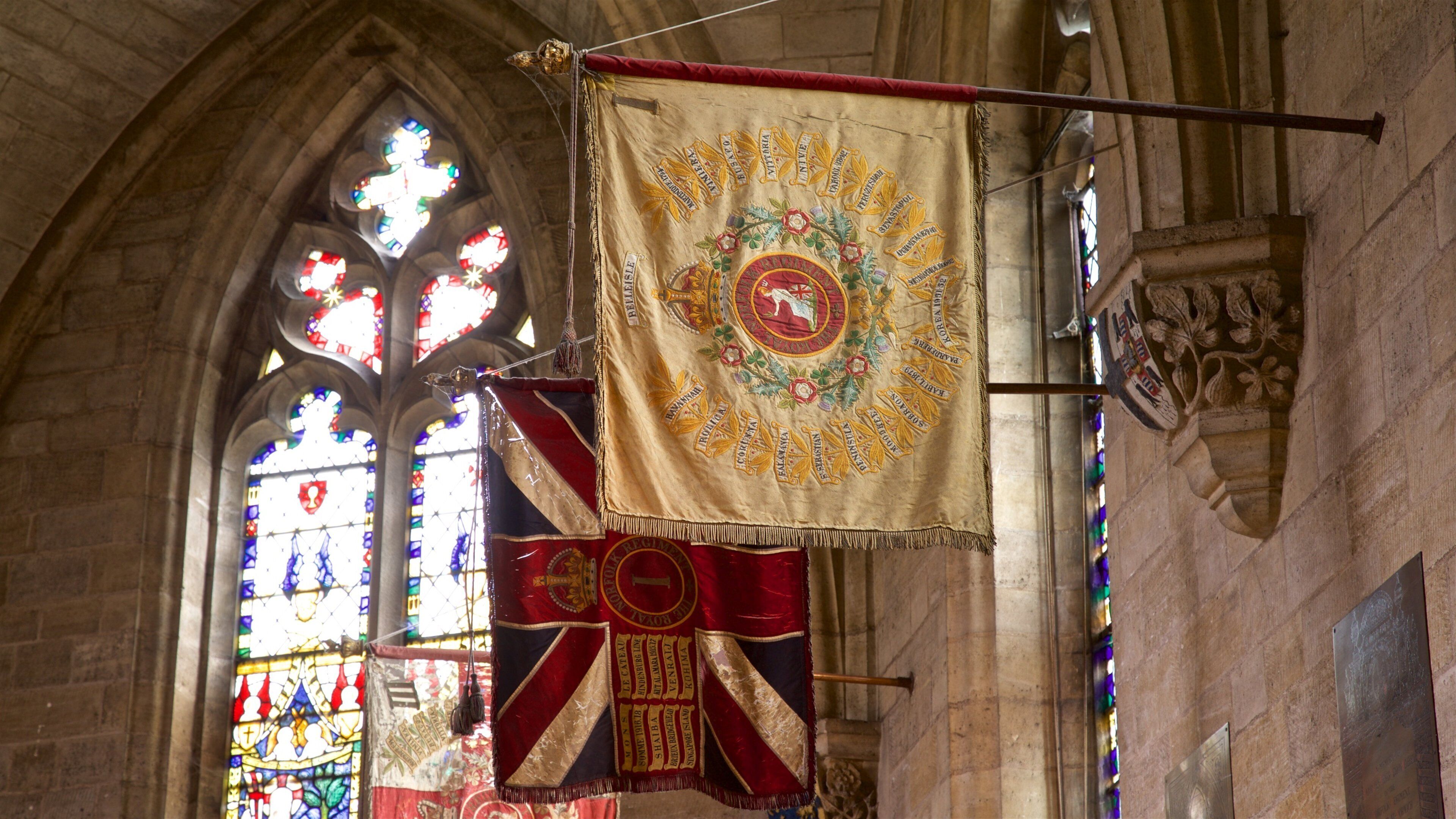 Norwich Cathedral showing heritage elements and interior views