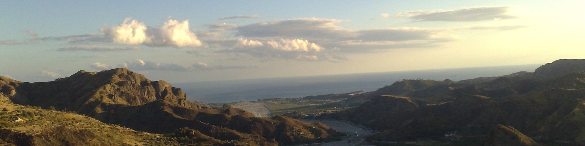 Vue depuis le Chateau d'Amendolea