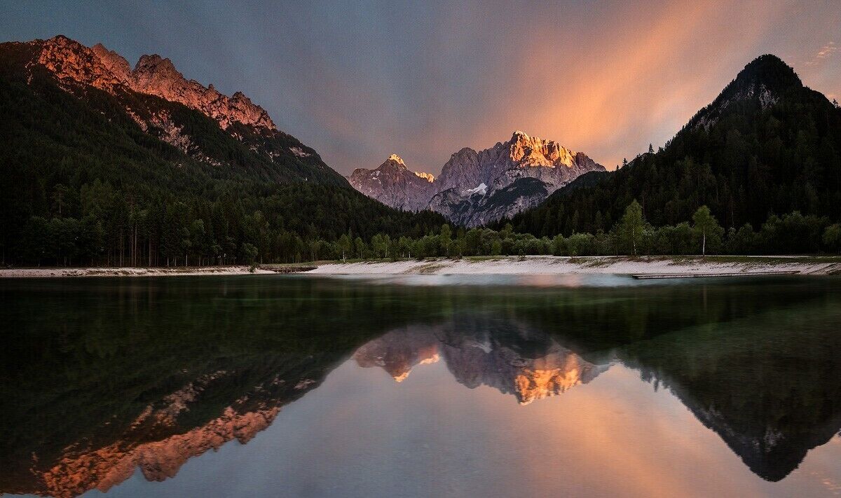 Lake jasna in Kranjska gora.
Uploaded for a contest #BvSWater
