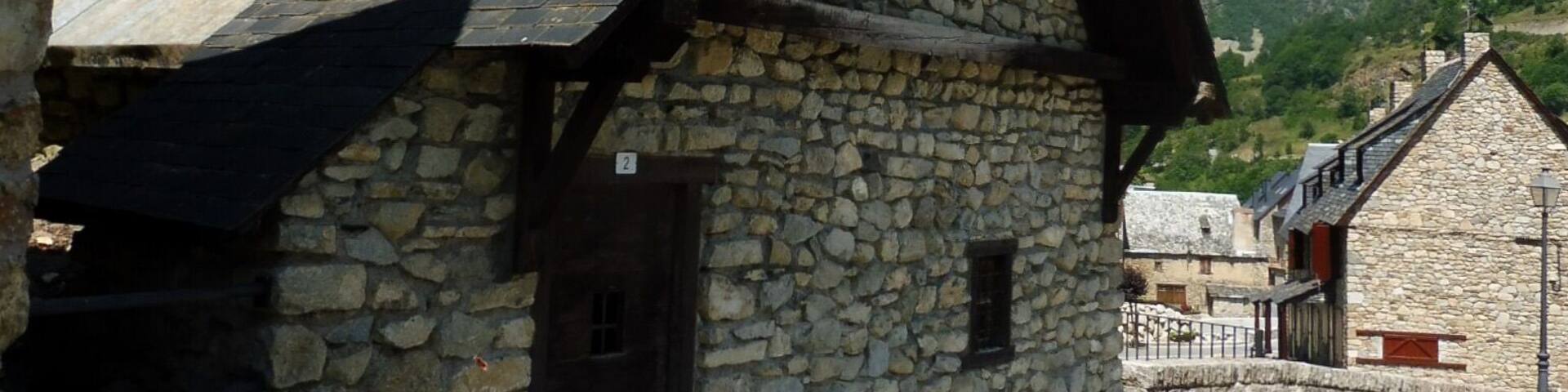 Capella de la Verge del Roser de Tredòs (Naut Aran)