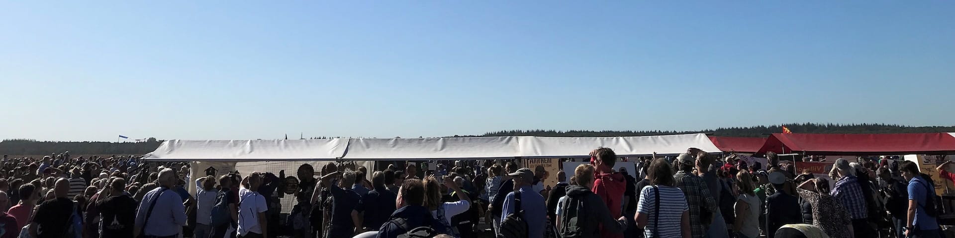 Airborne parachute drop for the 75th anniversary
