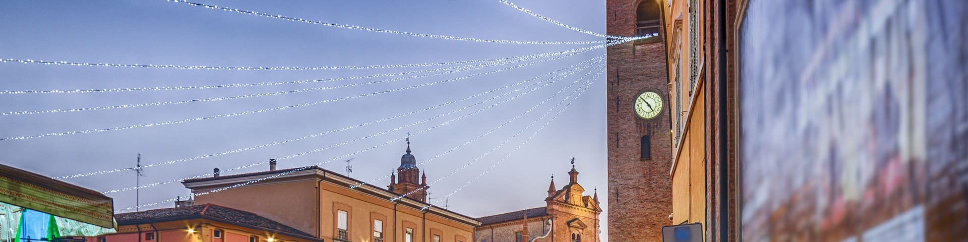 Ancient palaces and Christmas decorations