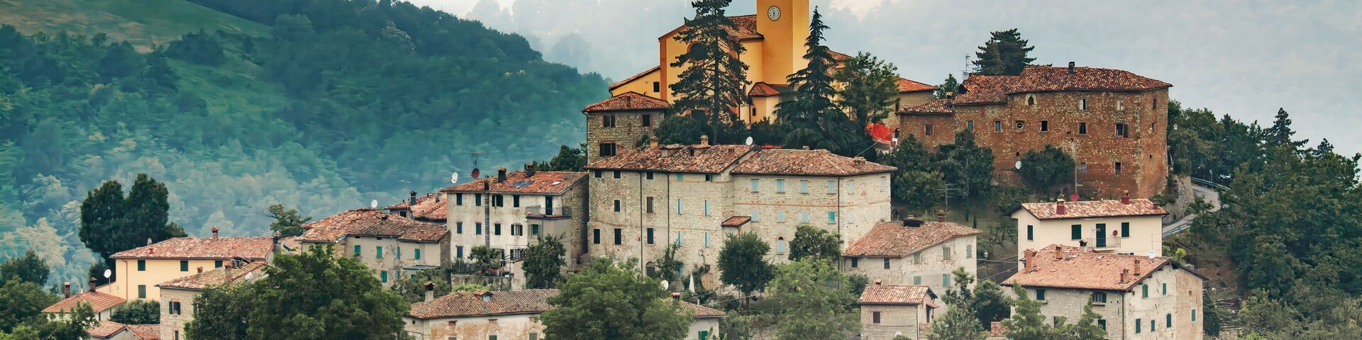 Montecorone - Zocca, ancient village of the Tuscan -Emilian Apennines