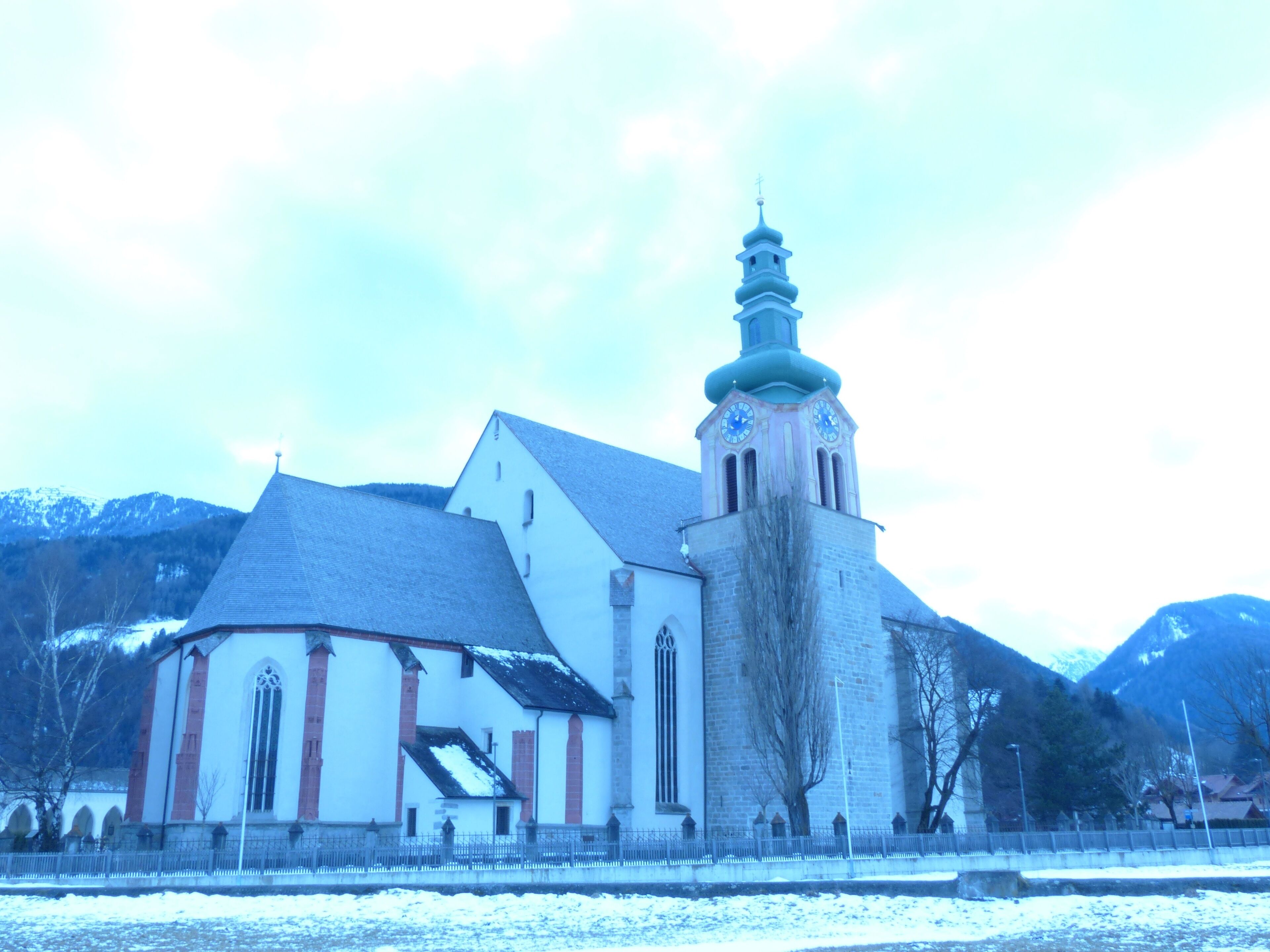 Pfarrkirche "Unsere Liebe Frau im Moos" in Sterzing von NO.