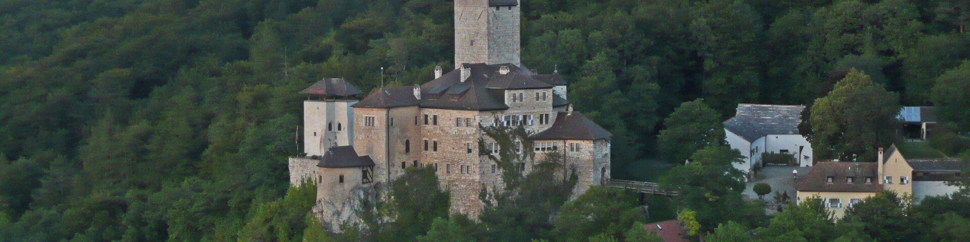 This is a photograph of an architectural monument. It is on the list of cultural monuments of Kipfenberg (Oberbayern), no. D-1-76-138-6